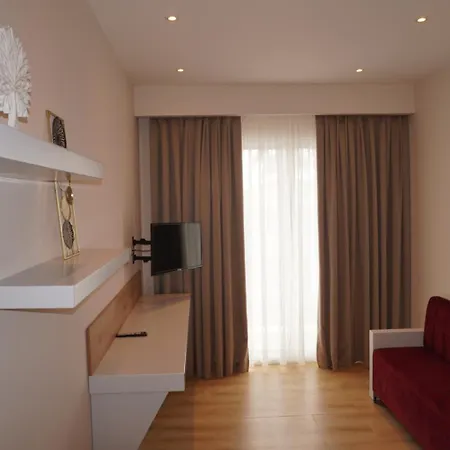 Colis منتجع Kamez