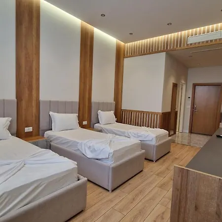 Colis Resort Kamez